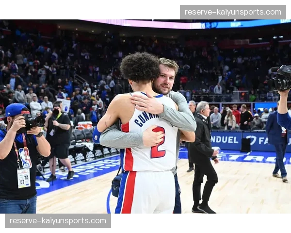 活塞坎宁安完成蜕变进化，持球投技术成为进攻体系核心武器